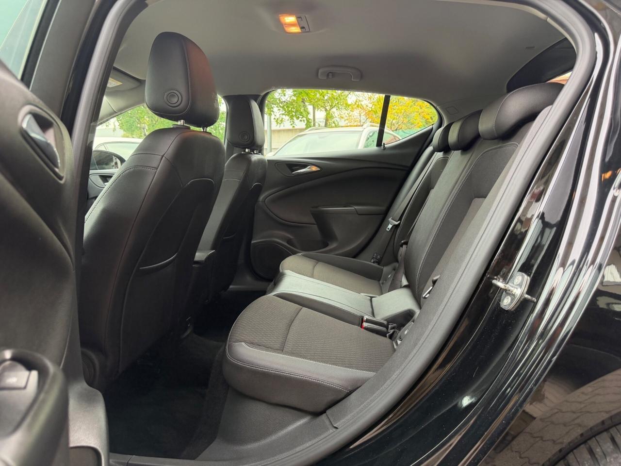 Opel Astra 1.6 CDTi 110CV Start&Stop 5 porte Innovation