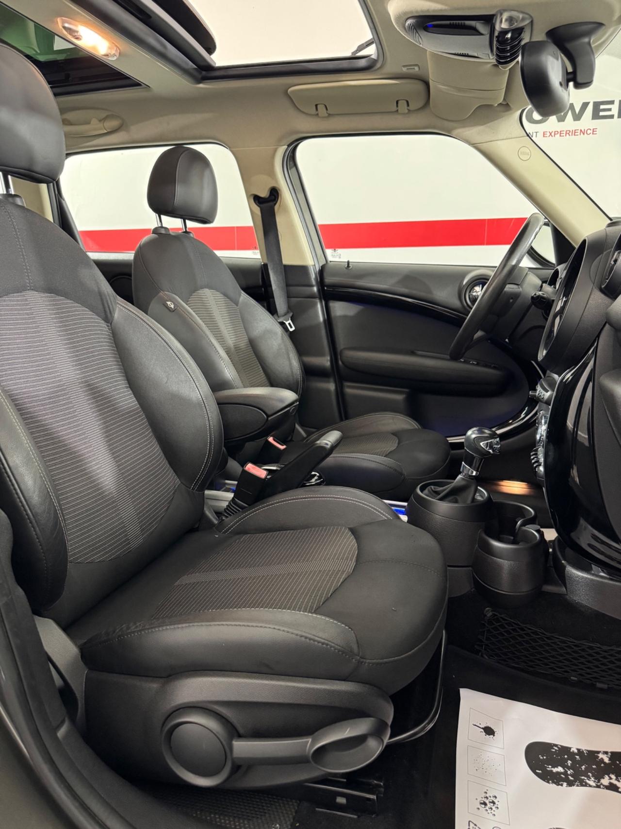 Mini 2.0 Cooper D Countryman Automatica TETTO APRIBILE - APPLE CARPLAY & ANDROID AUTO