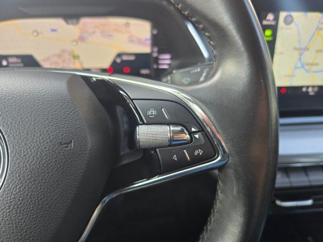 SKODA Octavia 2.0 TDI EVO Wagon PREZZO REALE Executive Navi LED+
