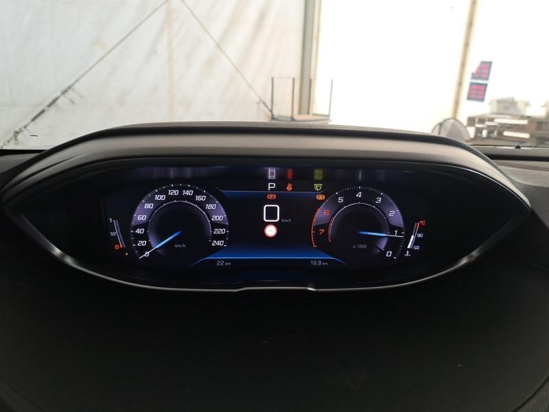 PEUGEOT 3008 PURETECH TURBO 130 EAT8 SES ALLURE SUV
