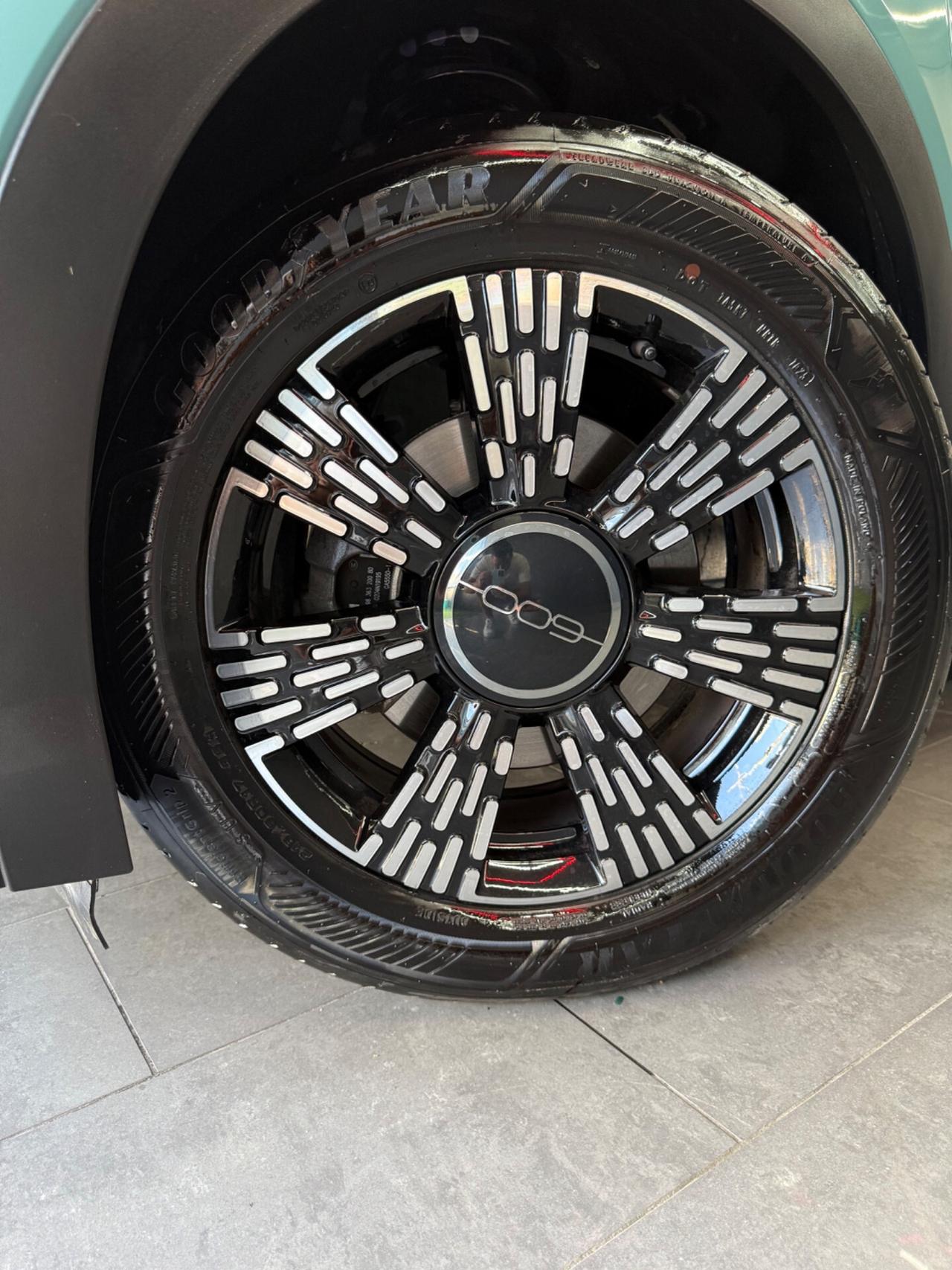 Fiat 600 1.2 Hybrid 145 CV DCT MHEV La Prima