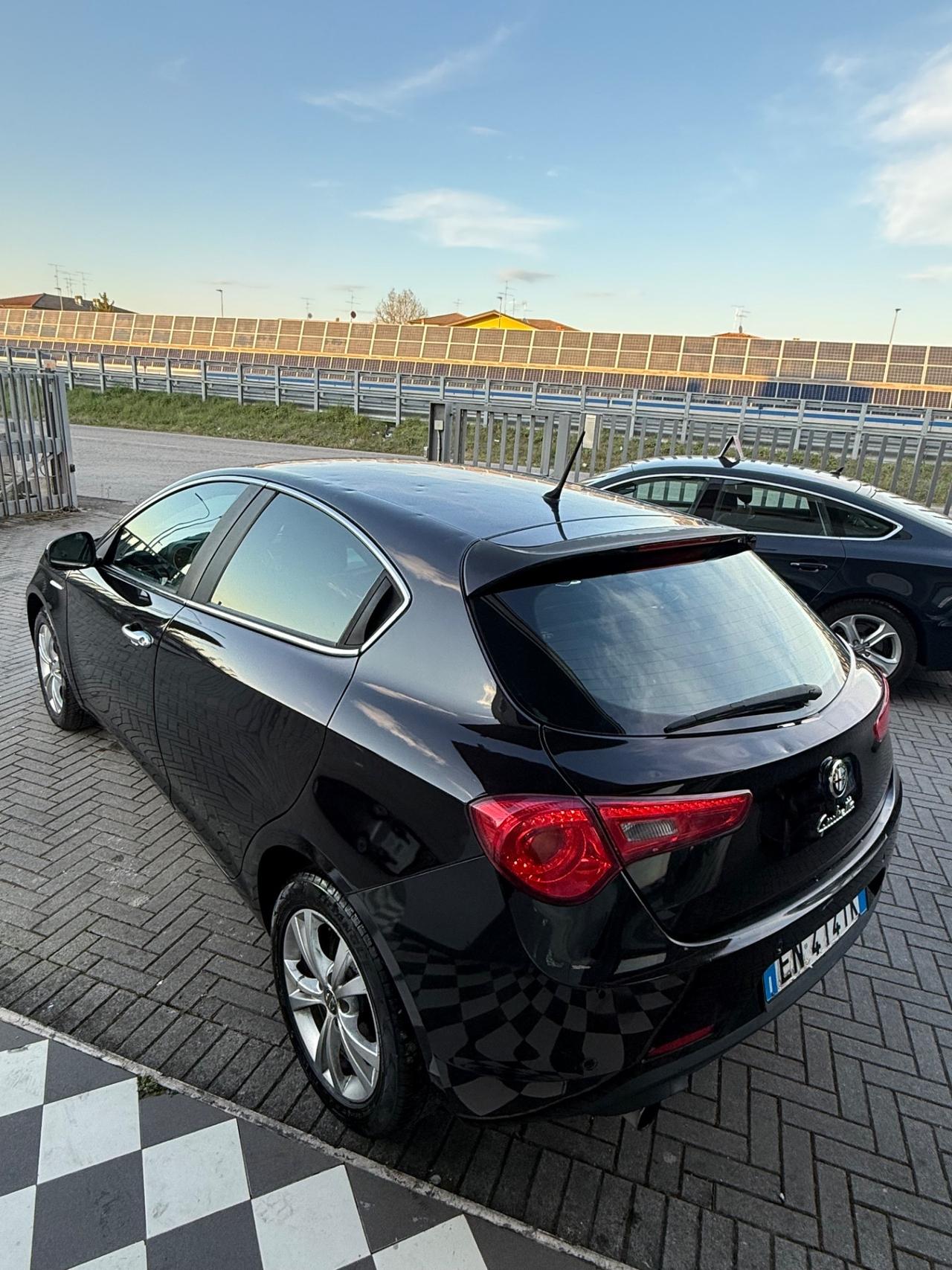 Alfa Romeo Giulietta 1.4 Turbo 120 CV GPL Distinctive