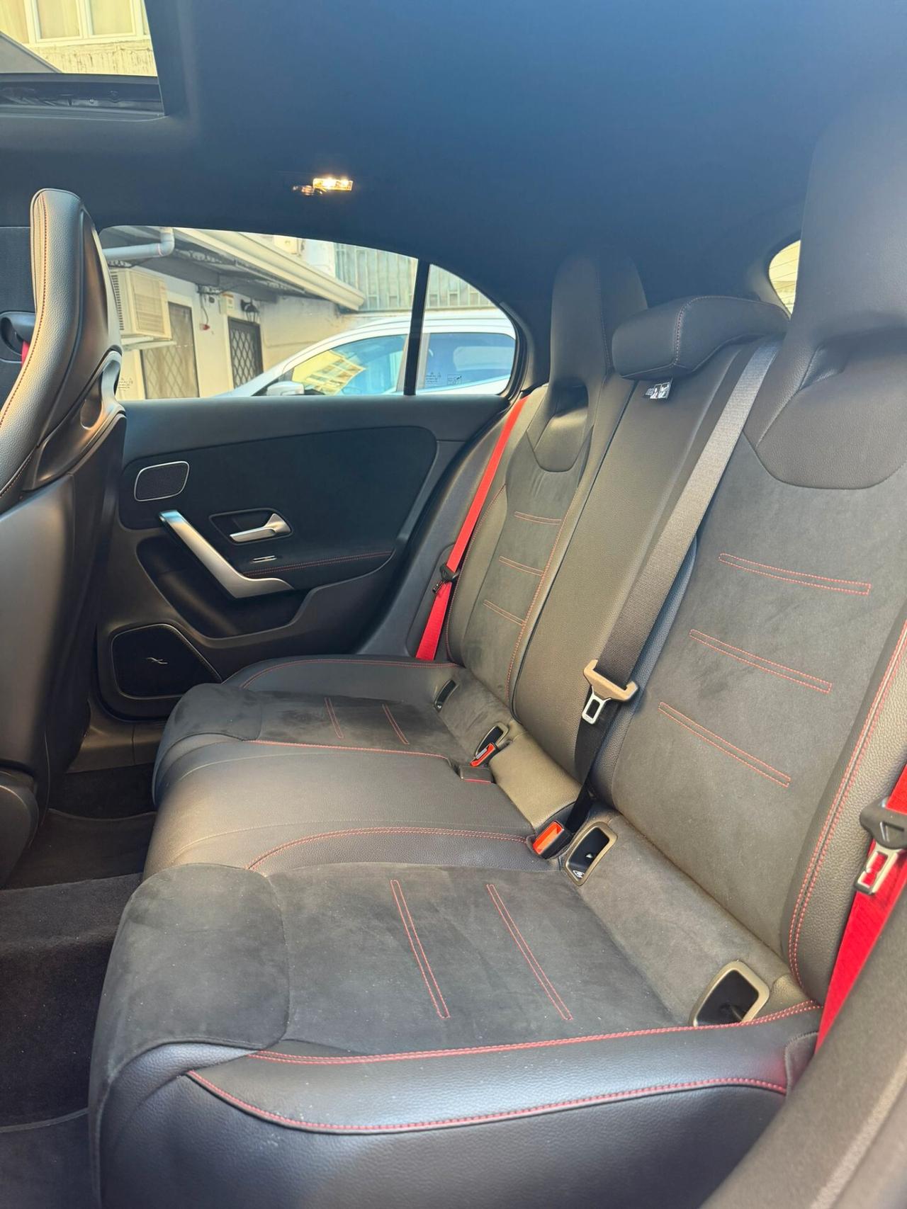 Mercedes-benz A 45 S AMG 4matic+ 2.0 turbo 421cv benzina