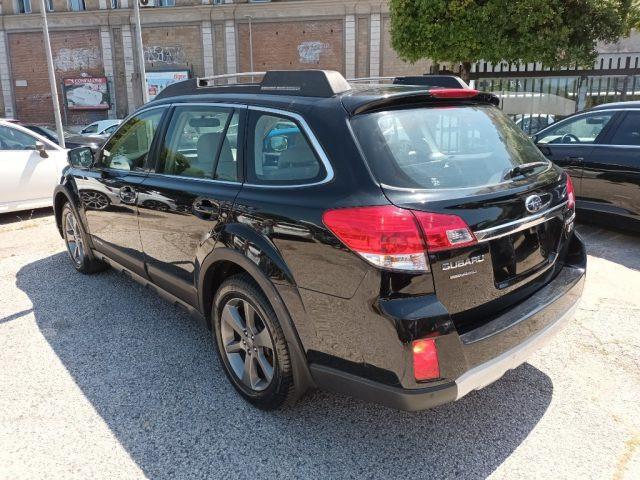 SUBARU OUTBACK 2000 D 150CV AUTOM AWD NAV TETTO PELLE CAM ITALIA