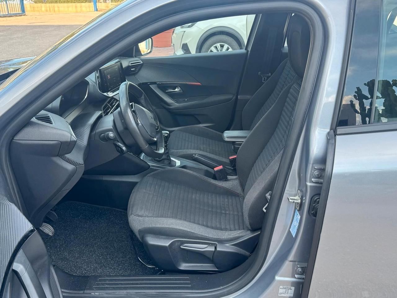 Peugeot 2008 1.2 PureTech 100 cv