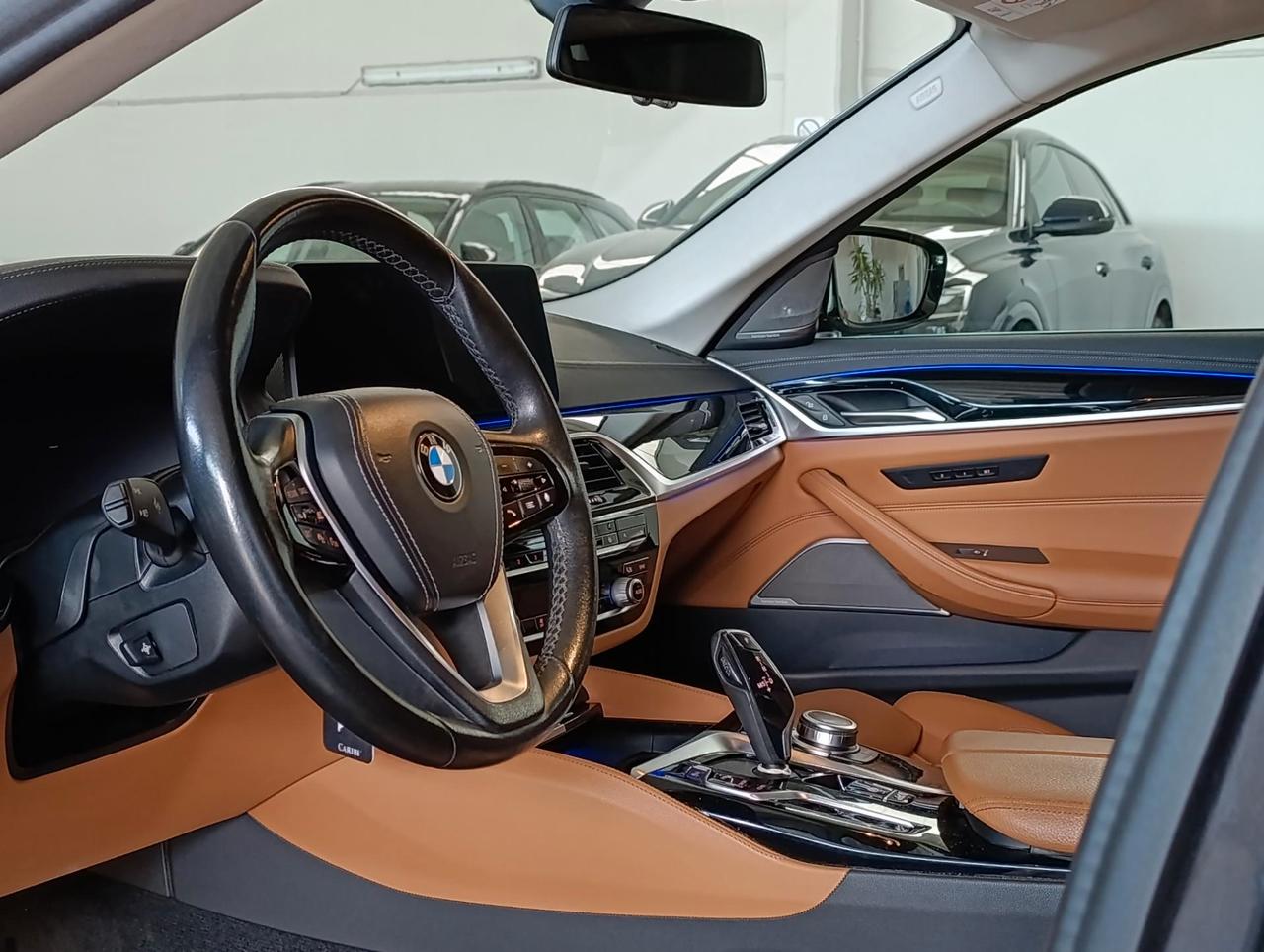 BMW 520 d Touring mhev 48V Luxury auto