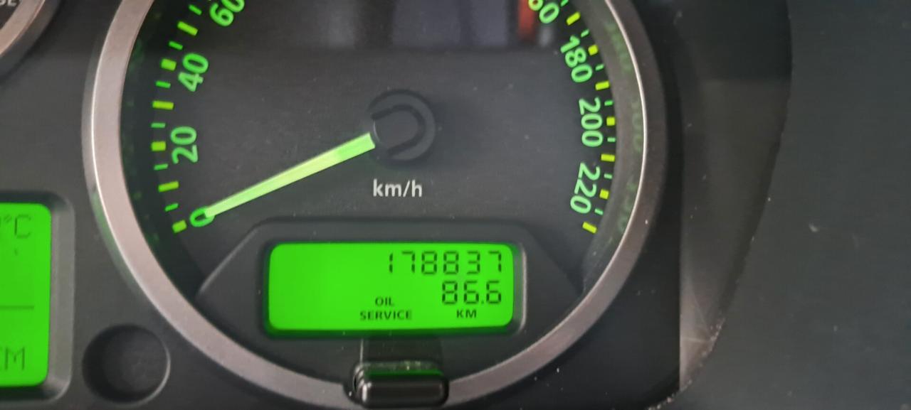 Land Rover Freelander 2 2.2 TD4 S