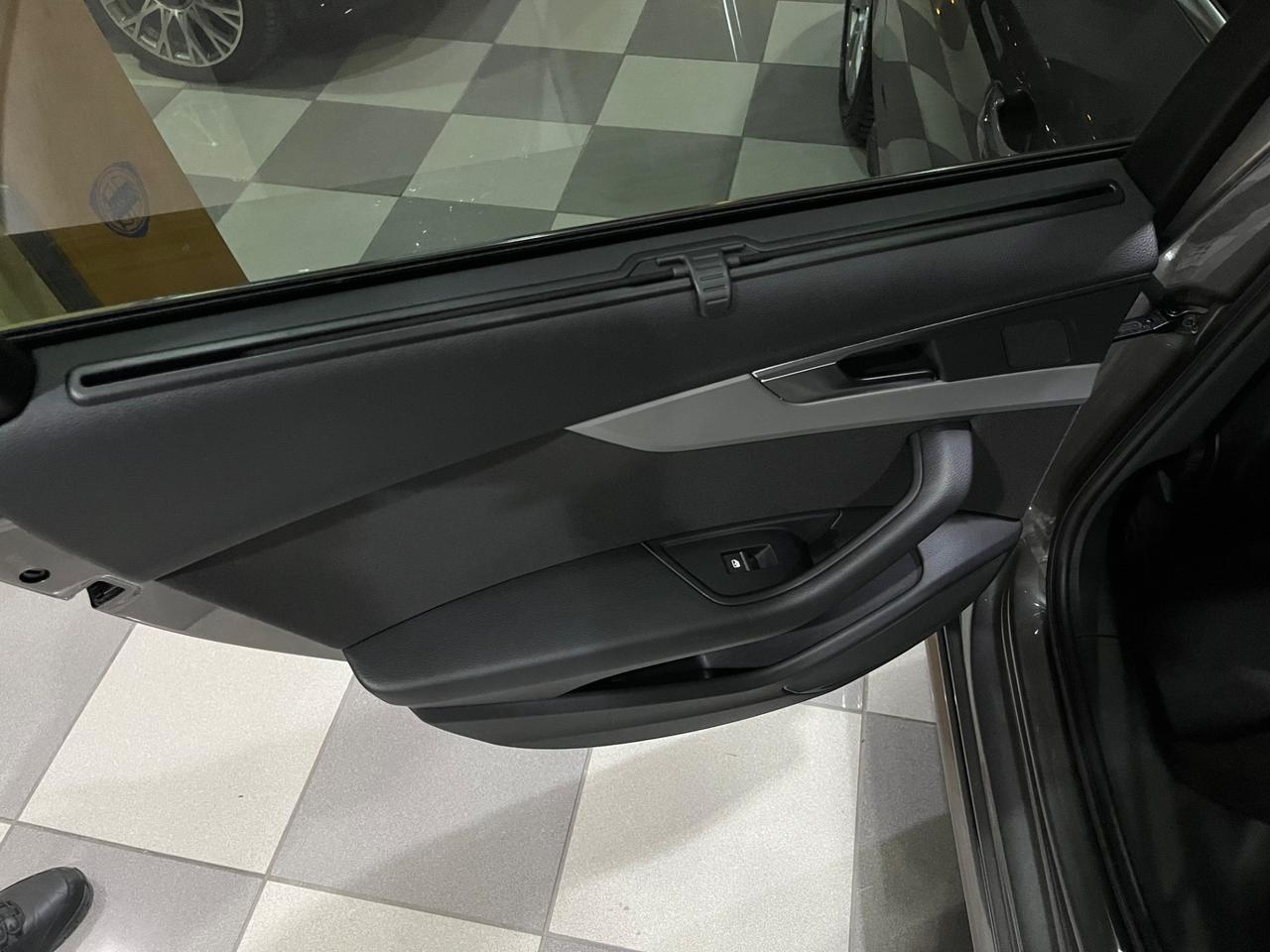 Audi A4 40 TDI S tronic Business