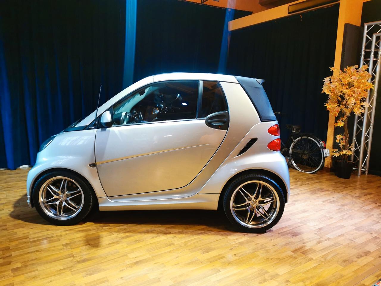 Smart ForTwo 1000 75 kW cabrio BRABUS Xclusive