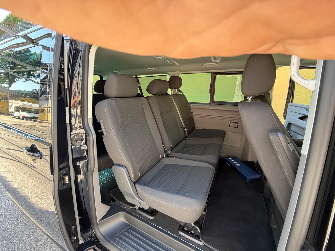 Volkswagen Caravelle 2.0 TDI 150CV "PASSO LUNGO-IVA ESPOSTA-KM 15000 !!!"