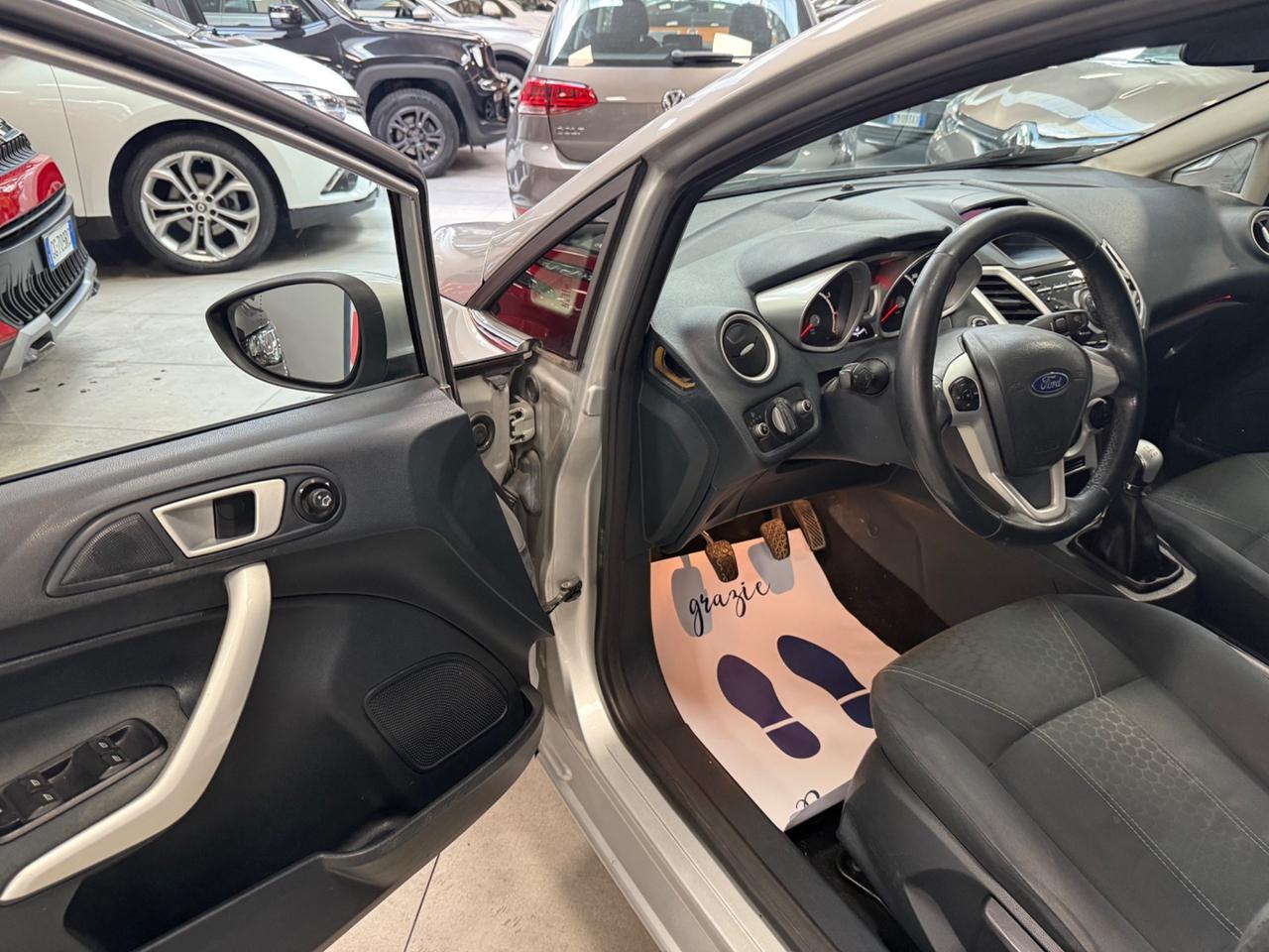 Ford Fiesta 1.2 16V 60CV 5p. Titanium Ok Neopatentati