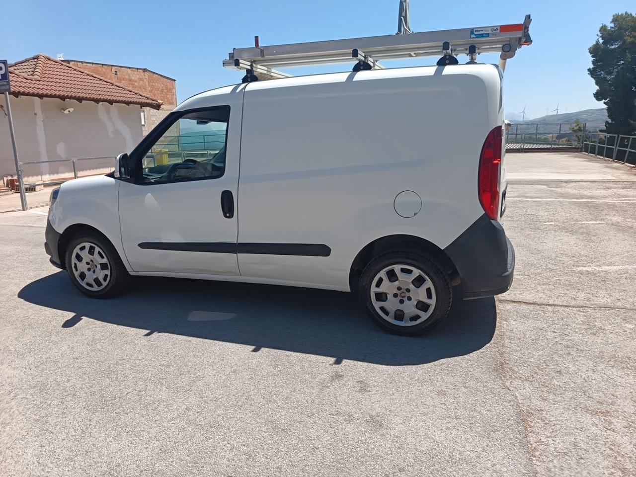 Fiat Doblò 1.6 Diesel e 1.4 Metano allest. officina mobile
