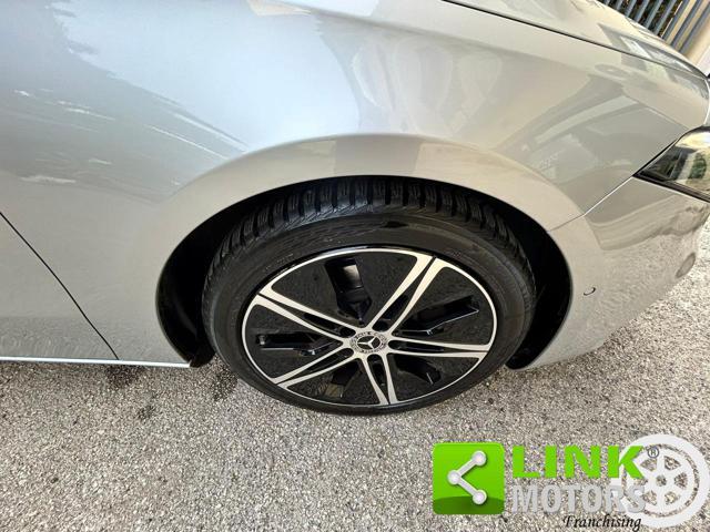 MERCEDES-BENZ A 180 Advance Progressive