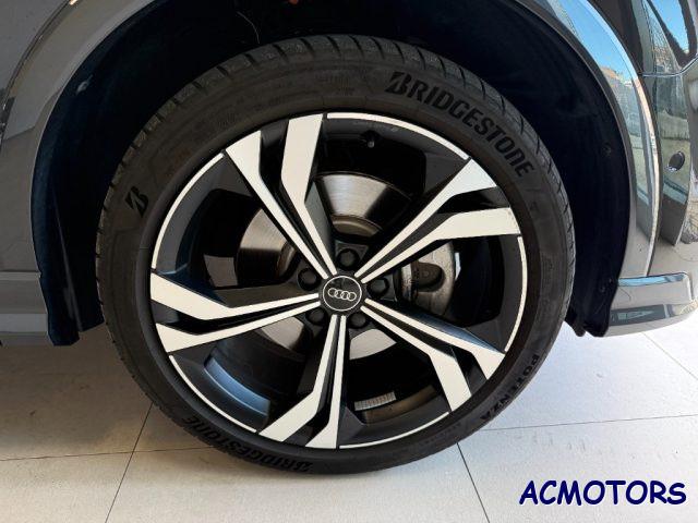AUDI Q3 SPB 40 TDI quattro S tronic Identity Black
