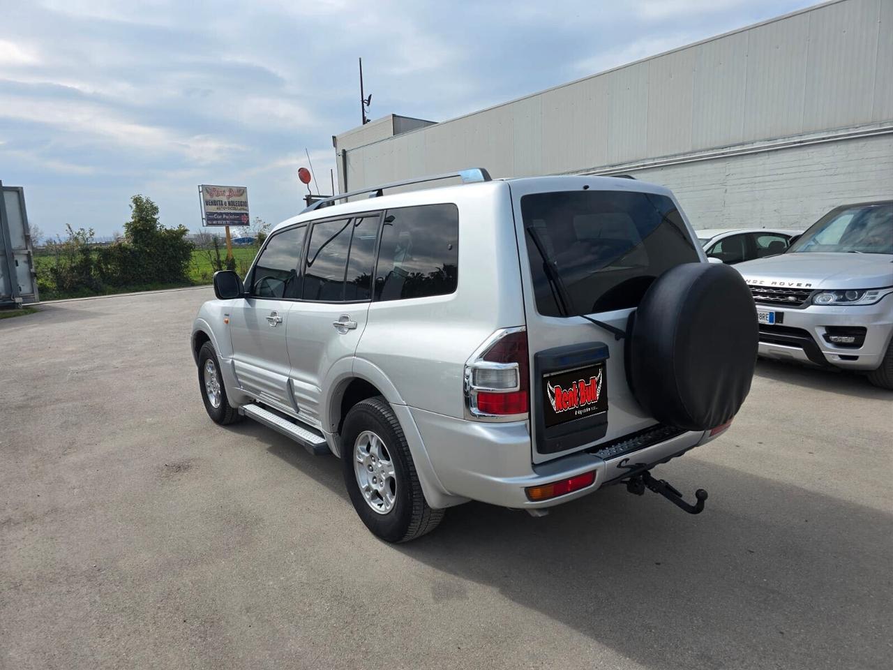 Mitsubishi Pajero 3.2 V60 7 POSTI