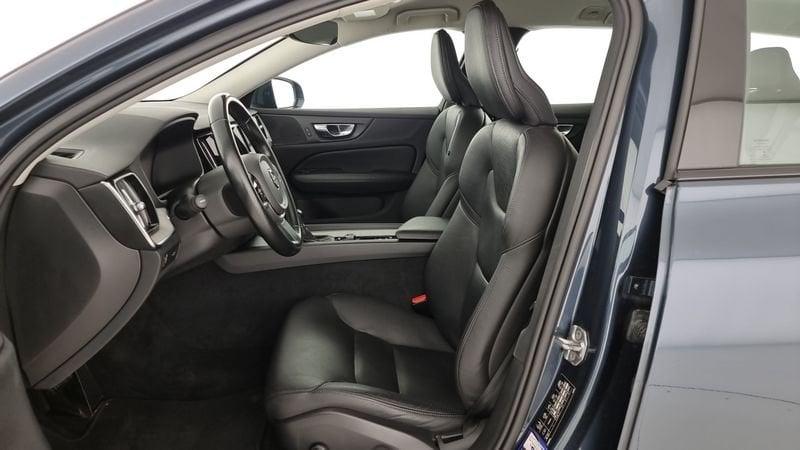 Volvo V60 Cross Country Cross Country D4 AWD Geartronic Business Plus