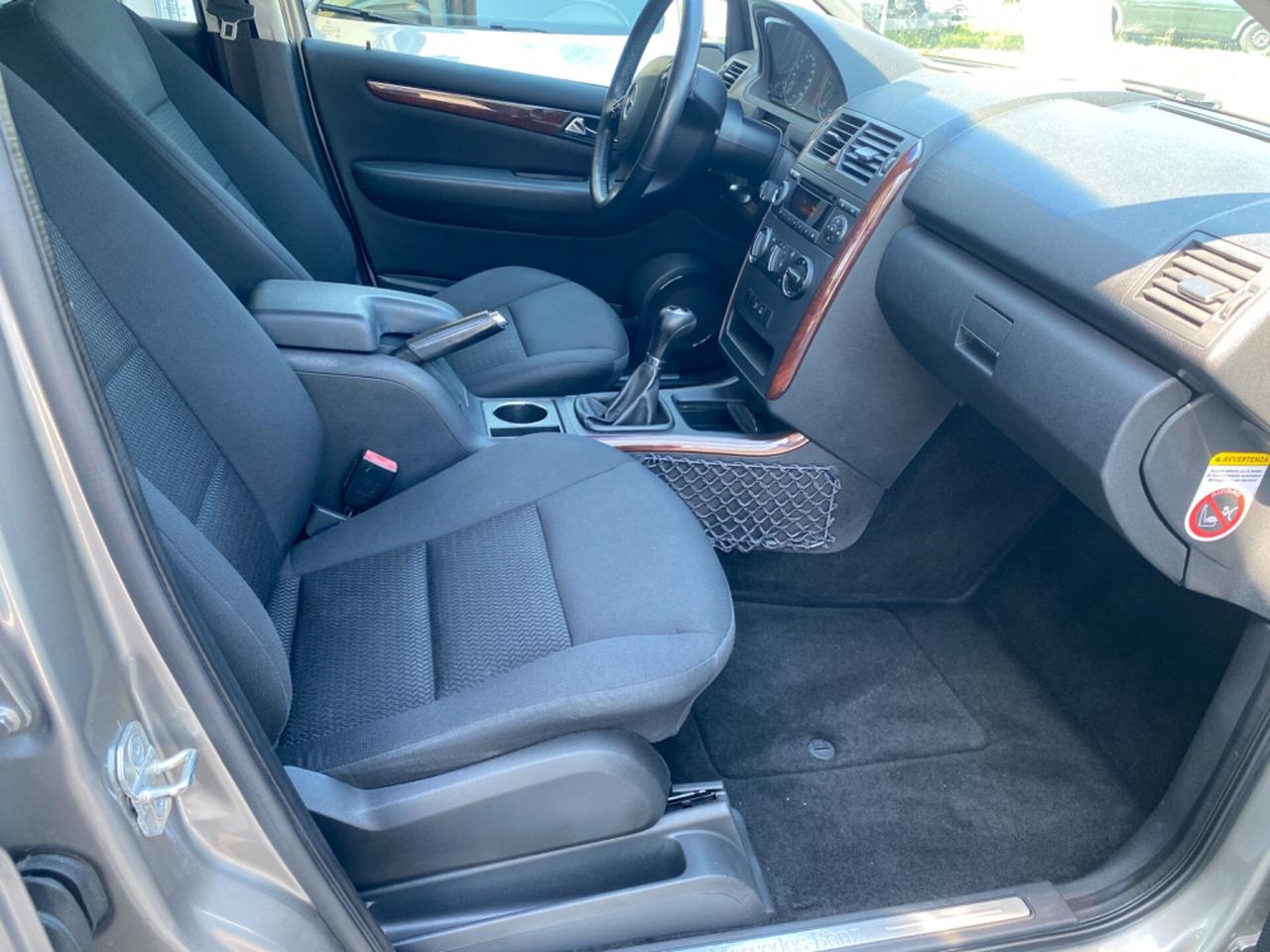 Mercedes- A 180 CDI Elegance