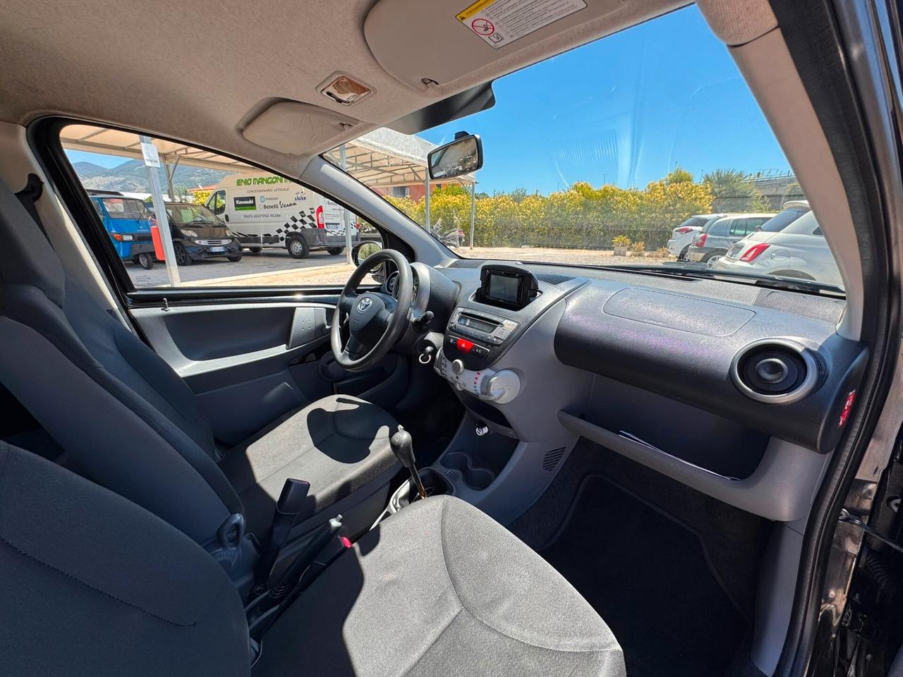 Toyota Aygo 1.0 12V VVT-i 5 porte Deep Ocean Connect