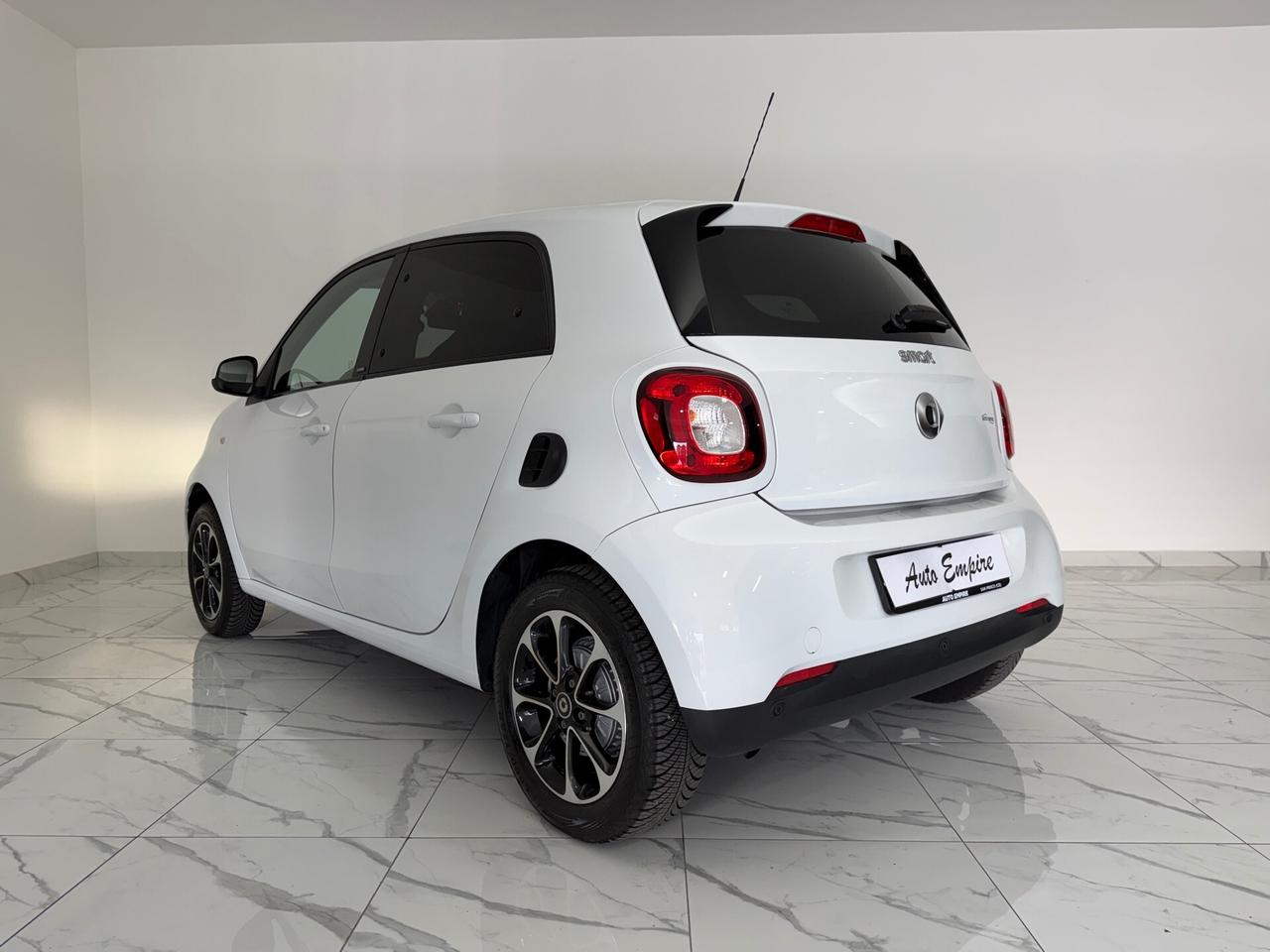 SMART FORFOUR PASSION AUTOMATICA/PANORAMA/NAVIGATORE