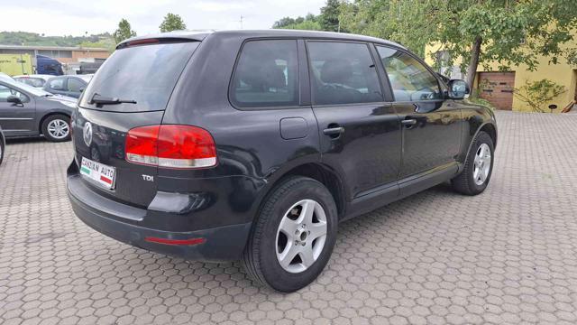 VOLKSWAGEN Touareg 2.5 R5 TDI