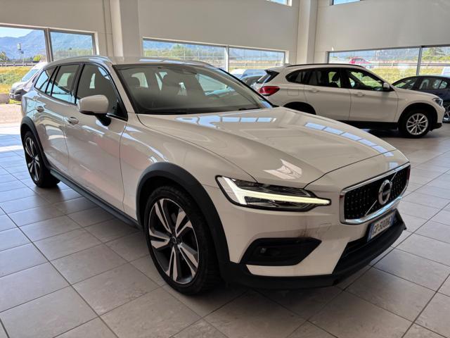 VOLVO V60 Cross Country D4 AWD Geartronic Pro