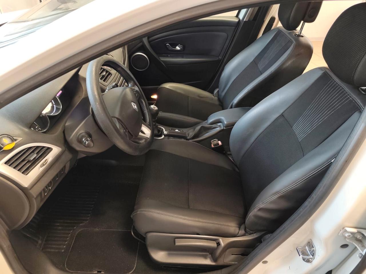 Renault Megane Mégane 1.5 dCi 110CV SporTour Luxe