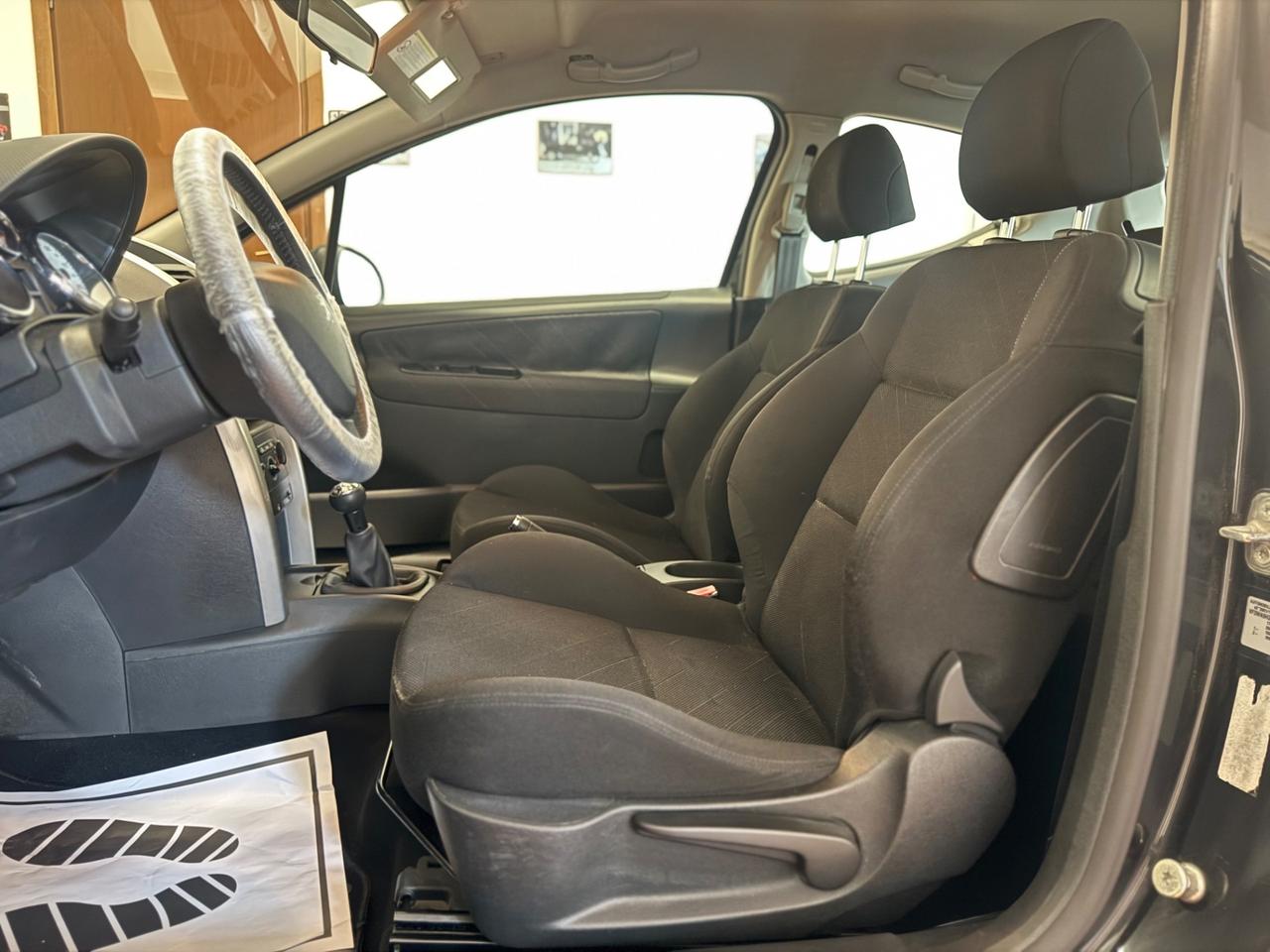Peugeot 207 1.6 HDi 110CV 3p. Féline perfetta
