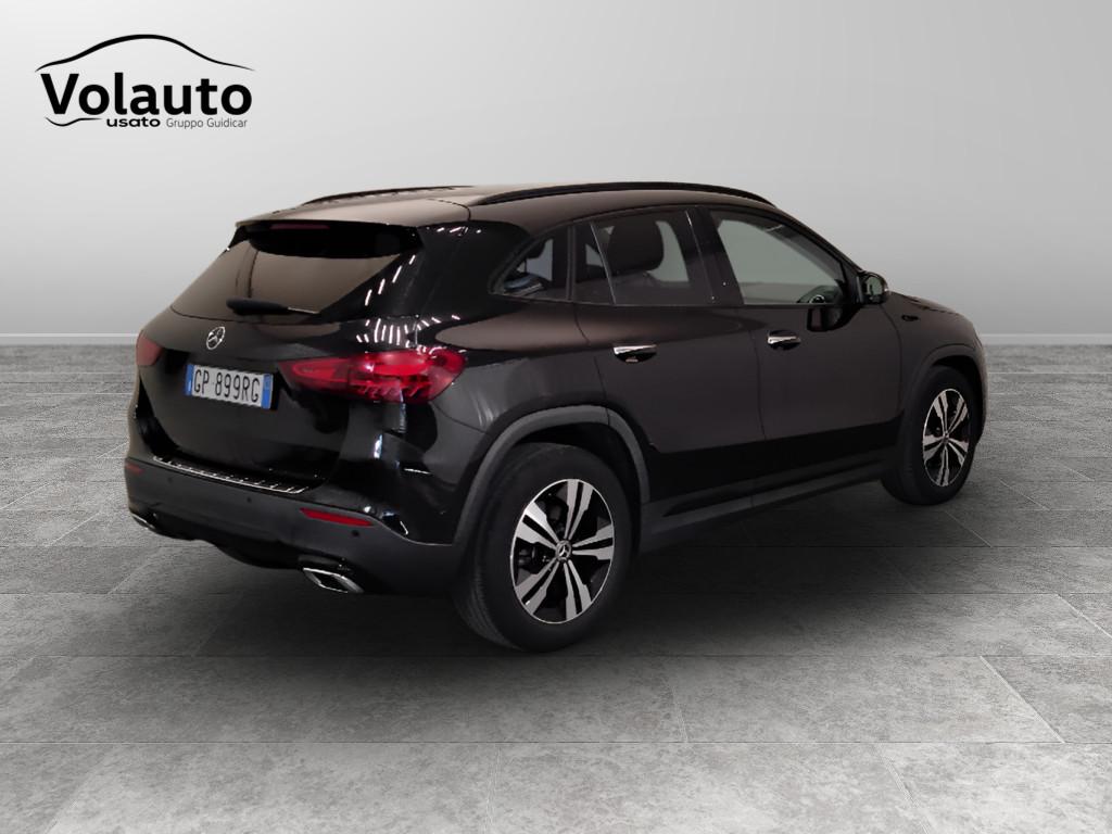 Mercedes-Benz GLA-H247 2023 - GLA 180 d Progressive Advanced Plus auto