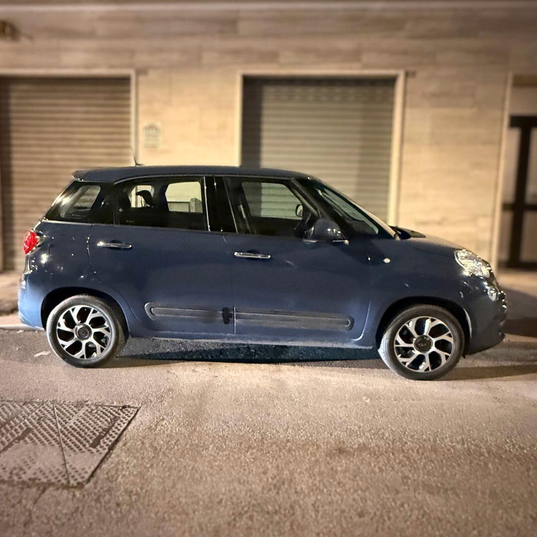 Fiat 500L 1.3 Multijet Dualogic **CAMBIO AUTOMATICO**