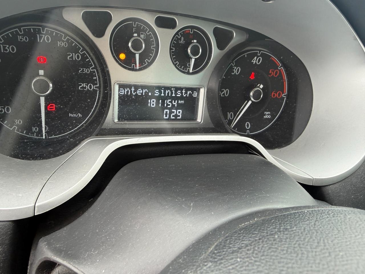 Lancia Delta 1.6 MJT DPF Gold