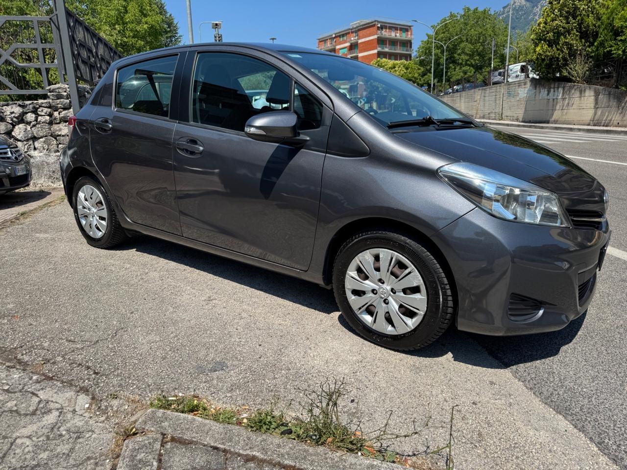 Toyota Yaris 1.4 D-4D 5 porte Active