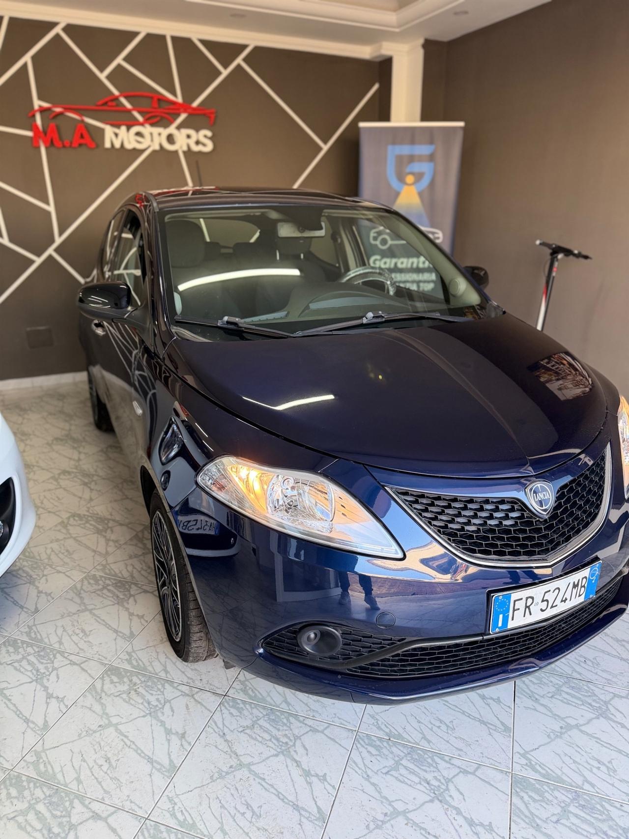 Lancia Ypsilon 1.2 69 CV 5 porte GPL Ecochic Gold