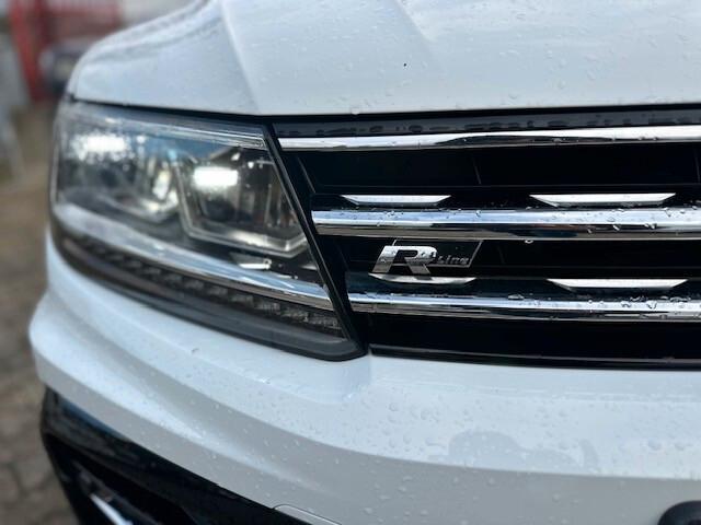 Volkswagen Tiguan 2.0 TDI 150 CV SCR DSG R-Line