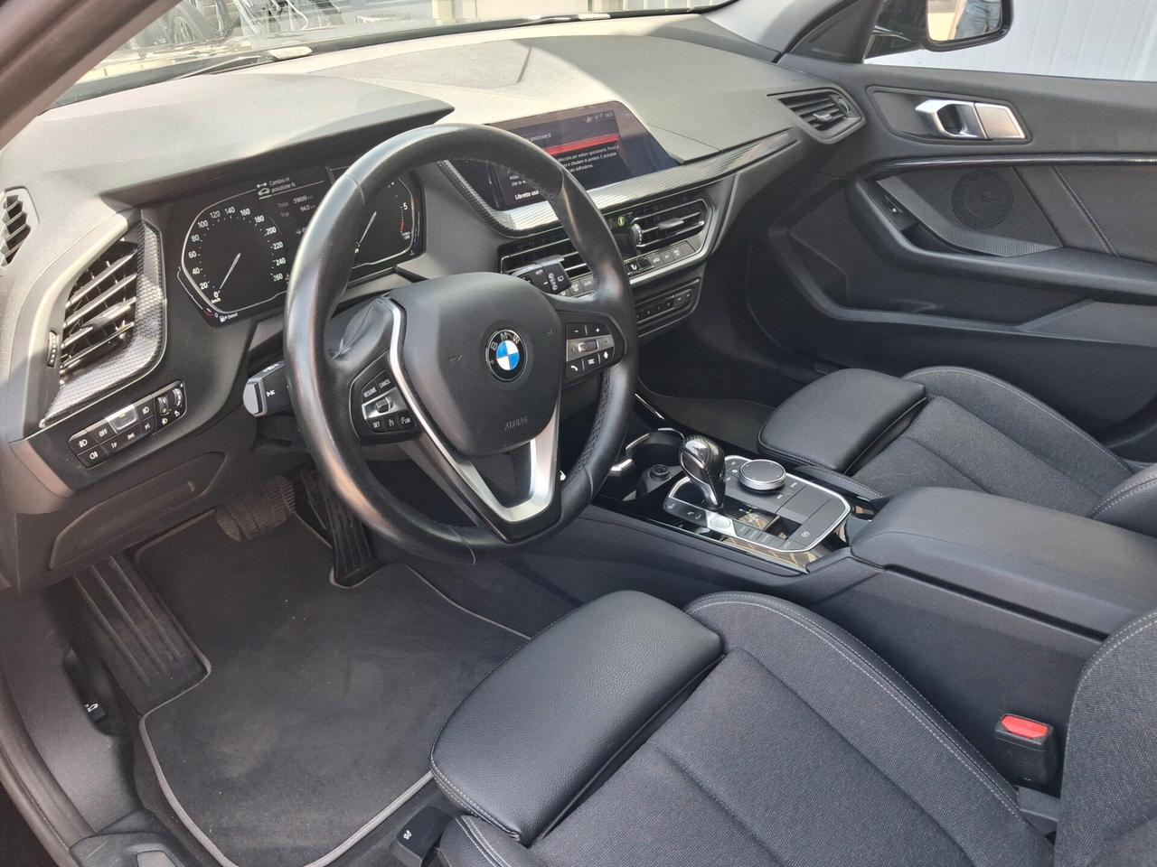 Bmw 120d xDrive 5p. Sport 190 C.V. NAVIGATORE CAMBIO AUTOMATICO FARI FULL LED SOLI KM 59960 GARANZIA 12 MESI CERTIF. DI CONFORMITA'