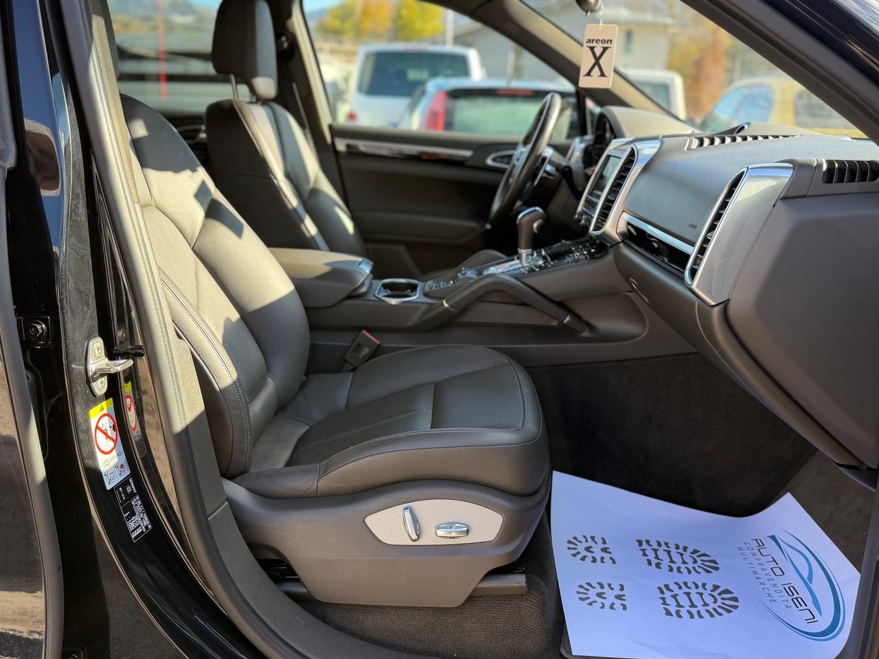 Porsche Cayenne 3.0 Diesel RESTYLING