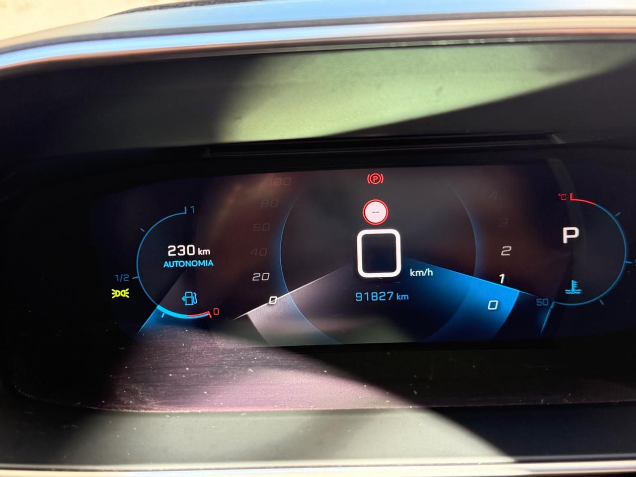 Peugeot 2008 ALLURE