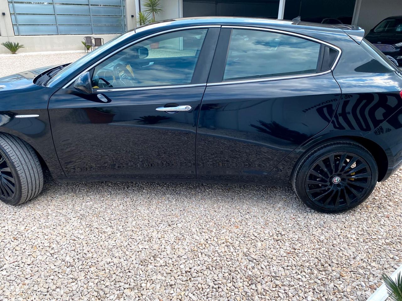 Alfa Romeo Giulietta 1.6 JTDm-2 105 CV Exclusive