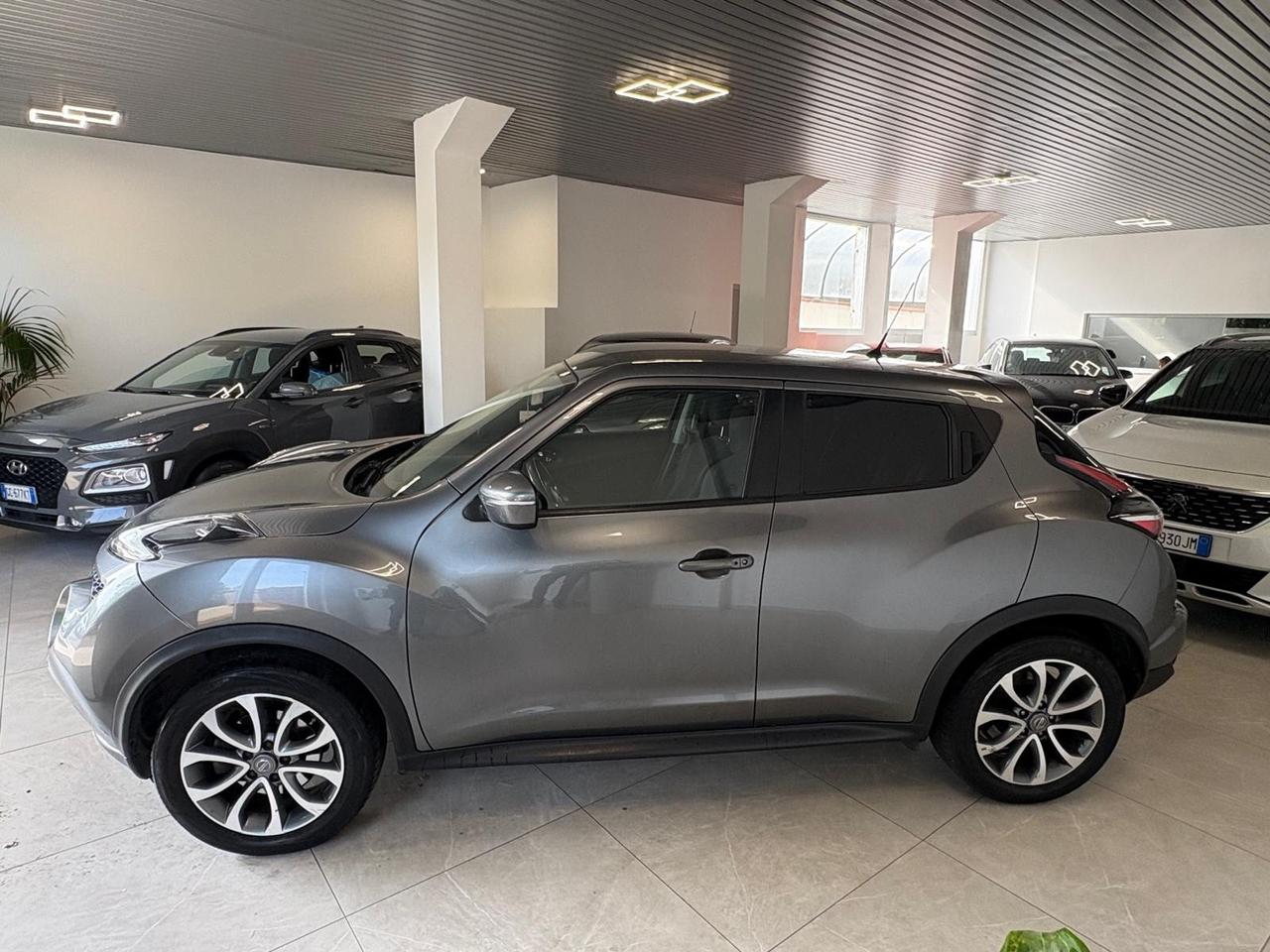 Nissan Juke 1.6 DIG-T 190 Xtronic 4WD Tekna