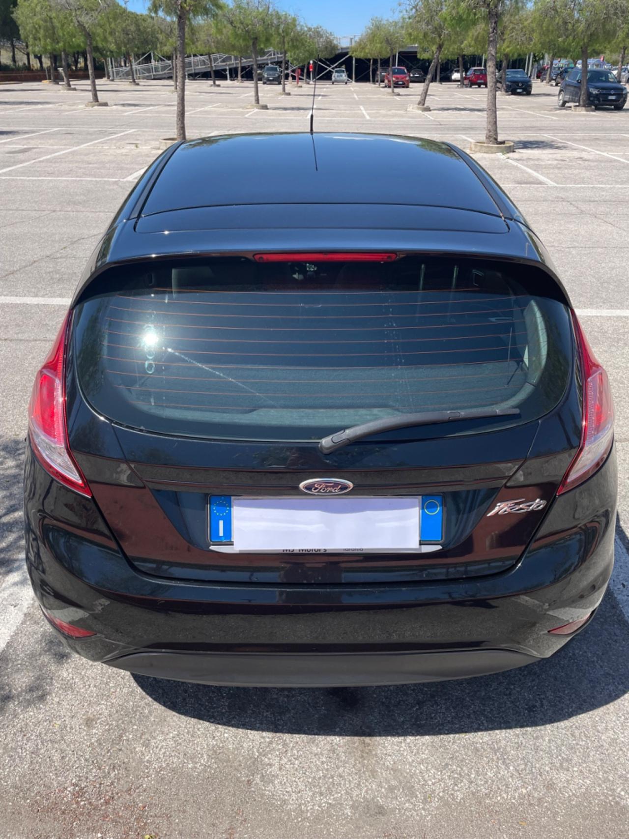 Ford Fiesta 1.5 TDCi 75CV 5 porte Titanium
