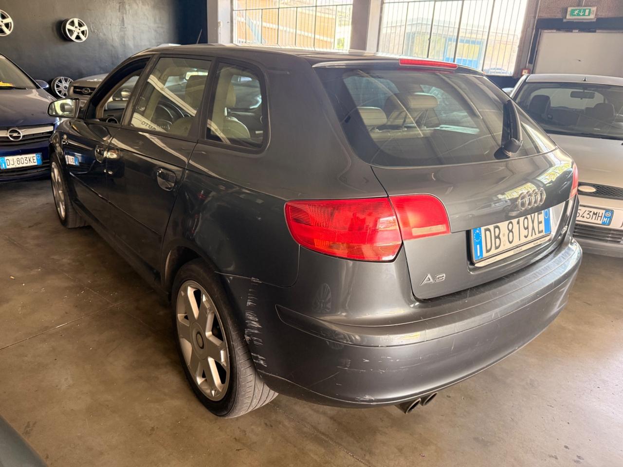 Audi A3 2.0 16V FSI Ambiente