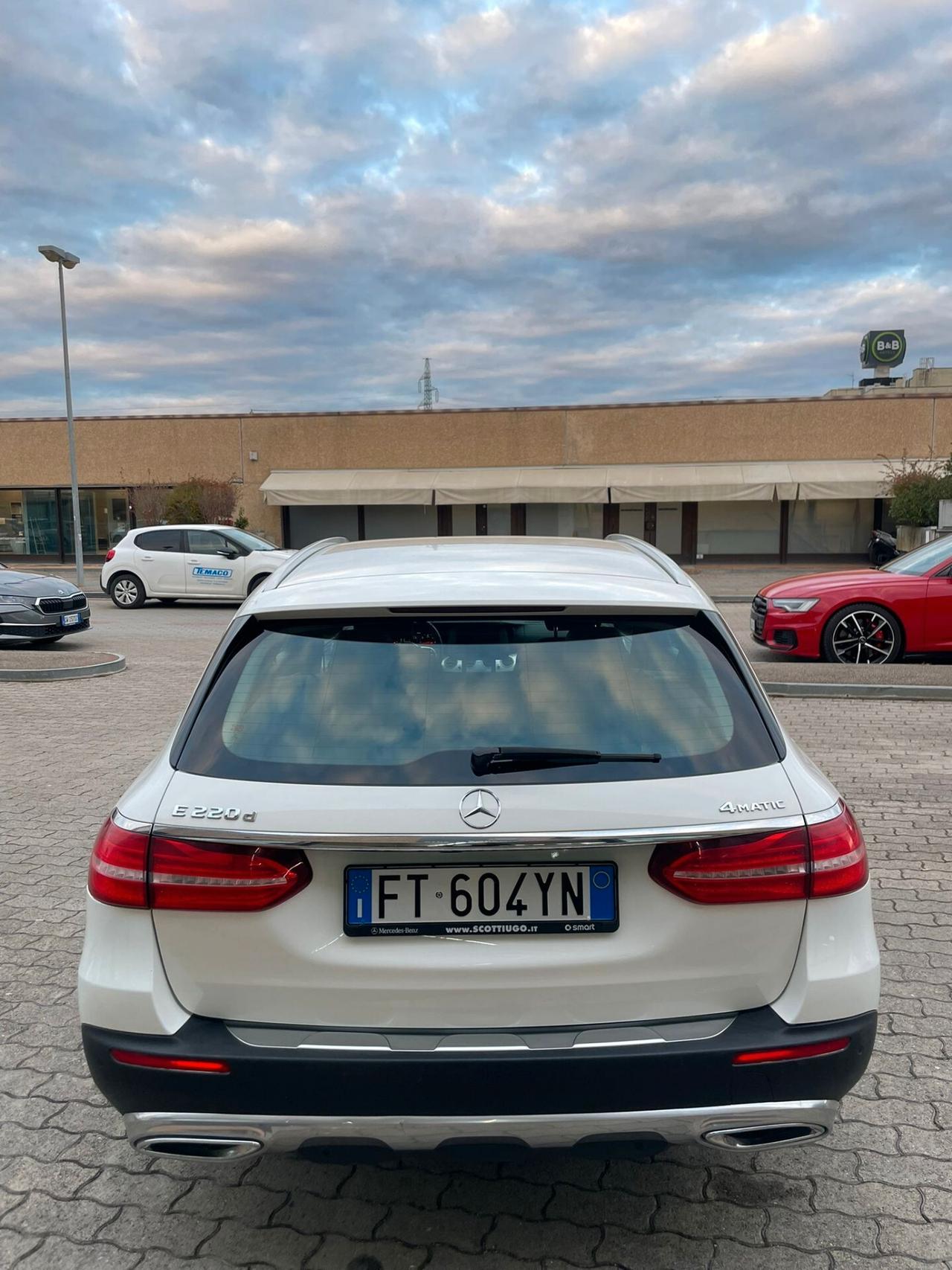 Mercedes-benz E 220 d S.W. 4Matic Auto Premium Plus All-Terrain