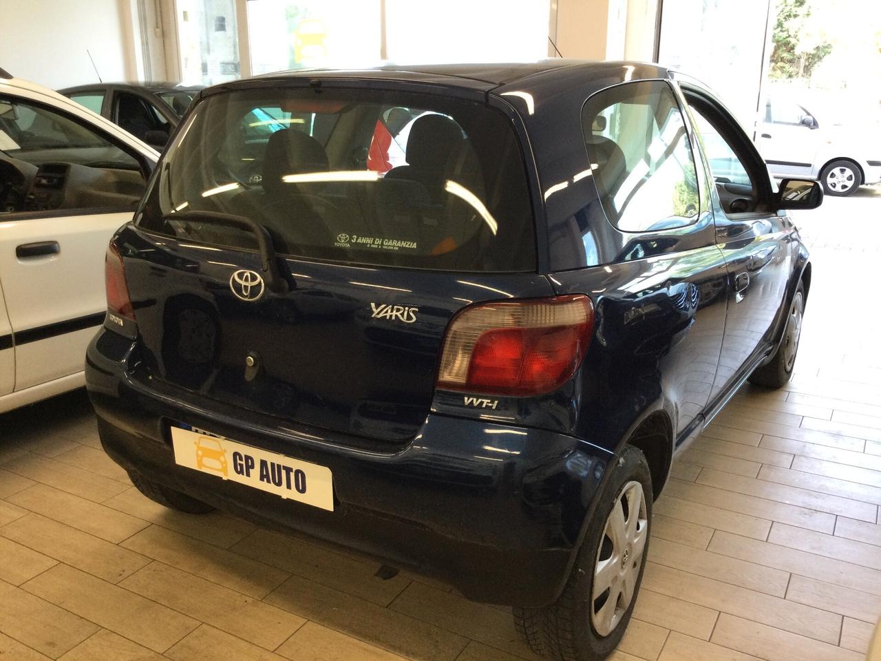 Toyota Yaris 1.0i 16V cat 3 porte Sol