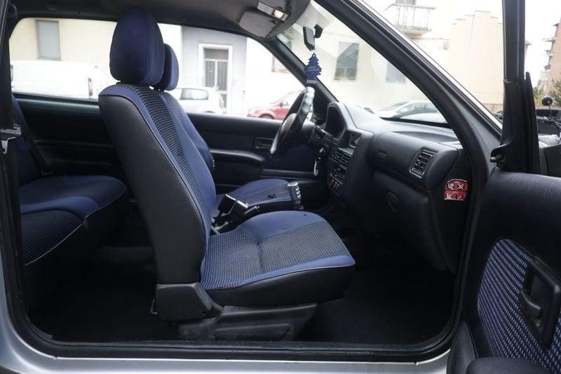 Peugeot 106 Peugeot 106 1.5 diesel cat 3 porte Open 42KW ANNO 2002