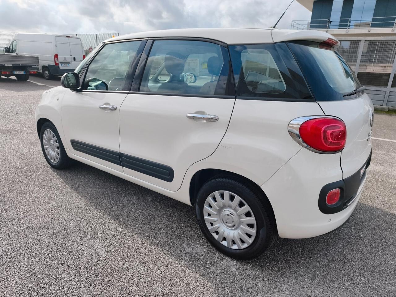 Fiat 500L 1.3 Multijet 95 CV Pop Star N1