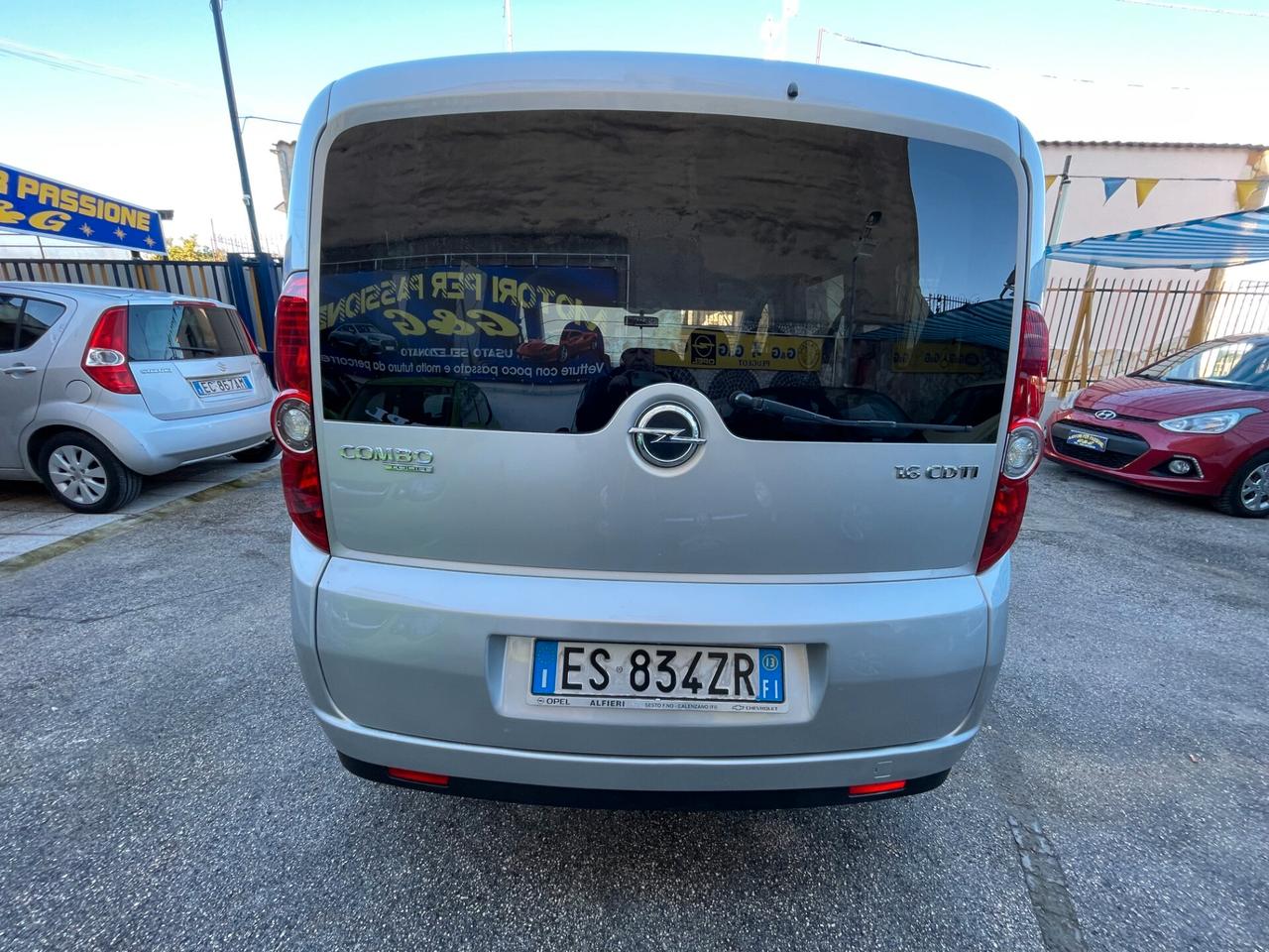 Opel Combo 1.6 CDTi 105CV PC-TA Elective