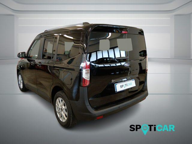 FORD Tourneo Courier 1.0 EcoBoost Titanium