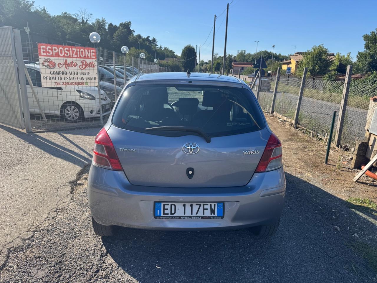 Toyota Yaris 1.0 5 porte NEOPATENTATI