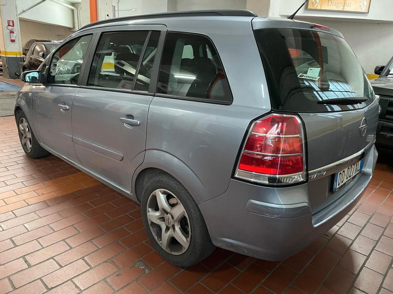 Opel Zafira 1.9 CDTI 120CV Cosmo