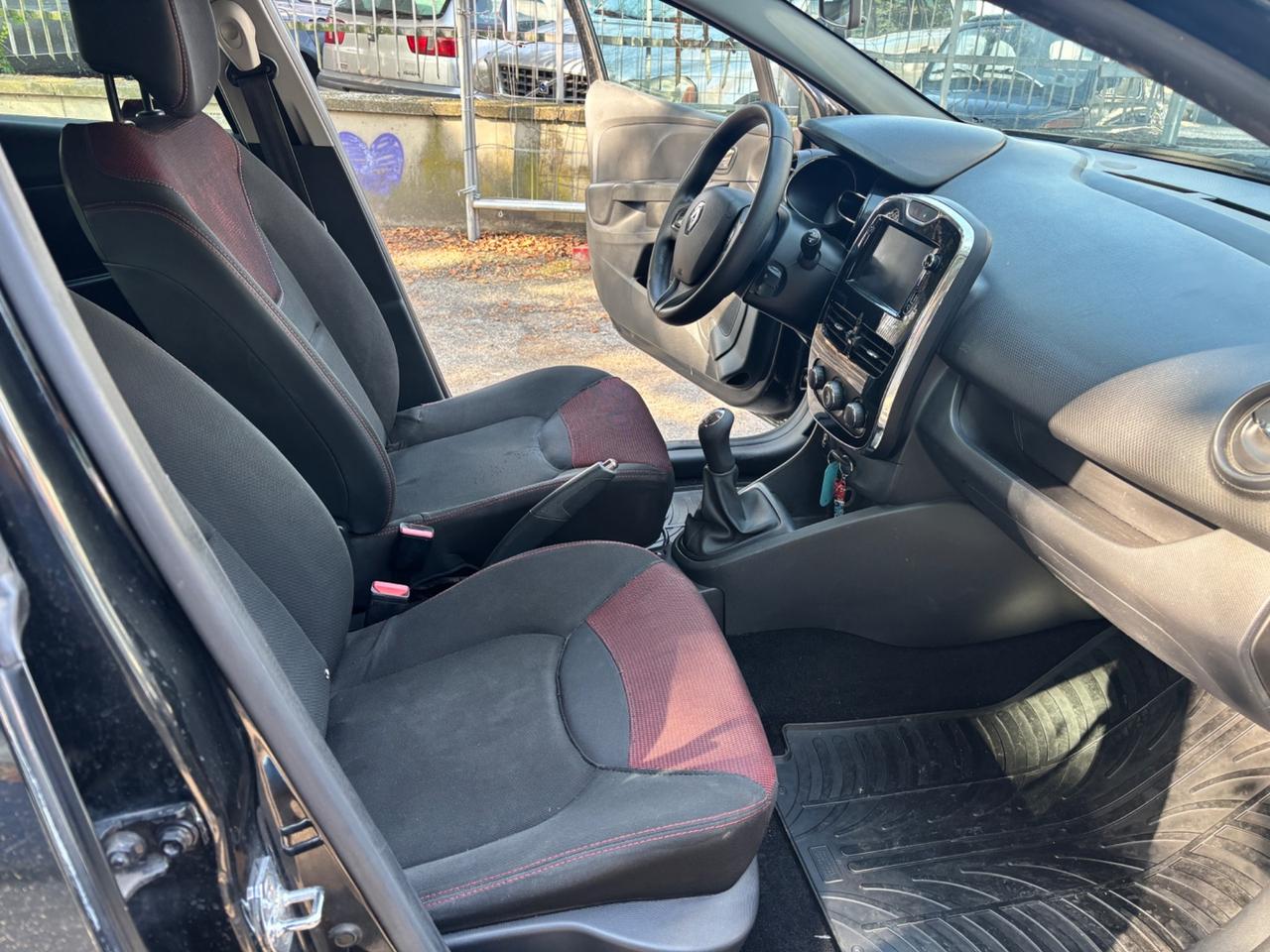 Renault Clio 1.2 75CV 5 porte Live