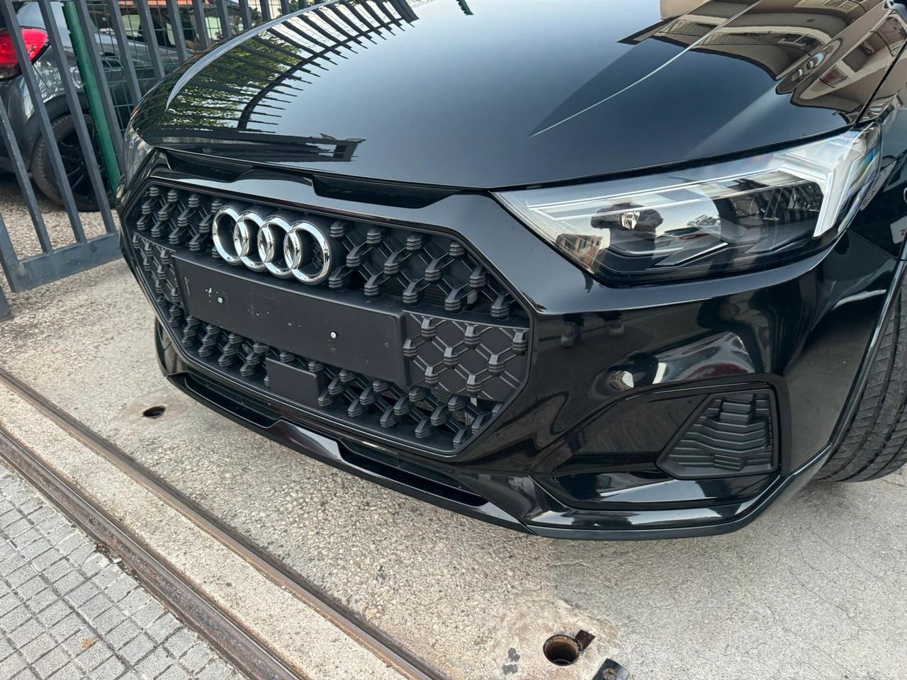 Audi A1 SPB 30 TFSI S tronic Identity Black ALLSTREET IVA ESPOSTA